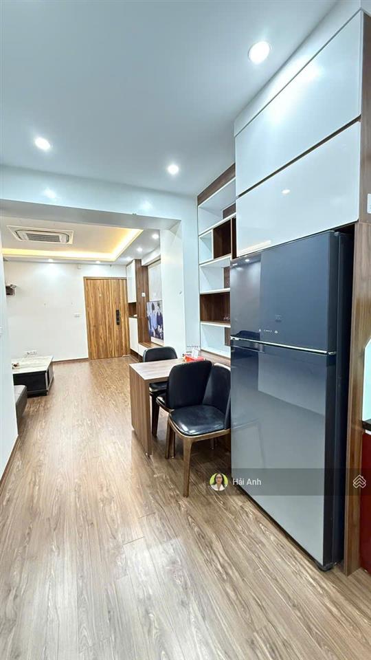 Bán căn hộ 3 phòng ngủ tòa 30t nguyễn chánh, tầng 15+, sẵn sổ đỏ, sẵn nội thất