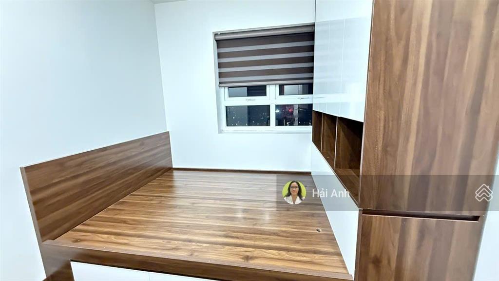 Bán căn hộ 3 phòng ngủ tòa 30t nguyễn chánh, tầng 15+, sẵn sổ đỏ, sẵn nội thất