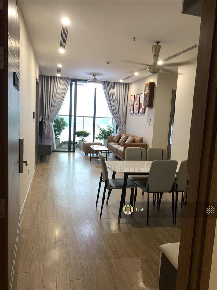 Cần bán nhanh căn hộ 3 ngủ, trục s3.20, view hồ, chung cư vinhomes skylake