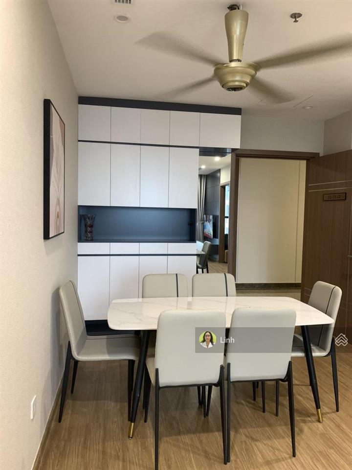 Cần bán nhanh căn hộ 3 ngủ, trục s3.20, view hồ, chung cư vinhomes skylake