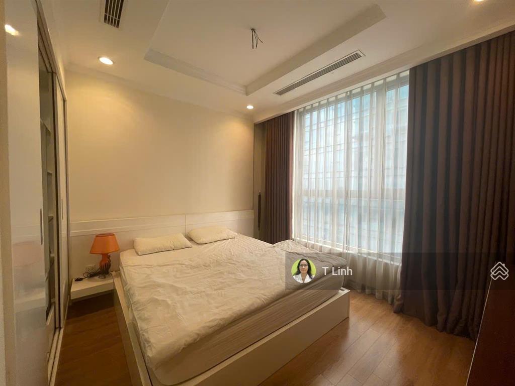 Cho thuê căn hộ vinhomes nguyễn chí thanh, tầng 24, 2pn, đủ đồ, hướng đông nam