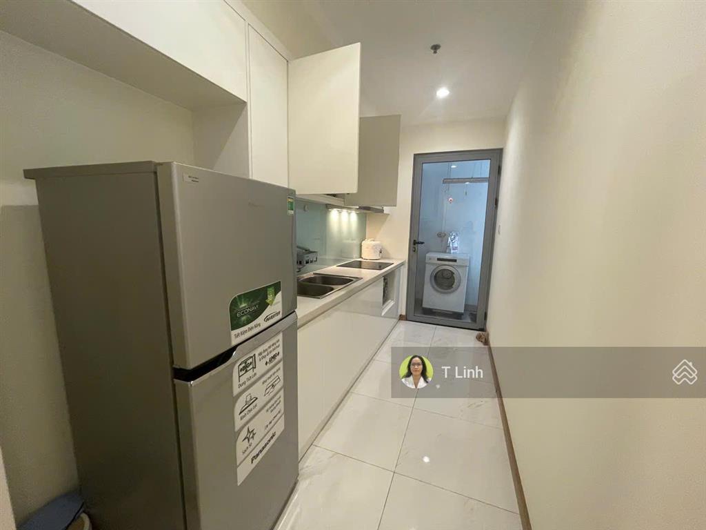 Cho thuê căn hộ vinhomes nguyễn chí thanh, tầng 24, 2pn, đủ đồ, hướng đông nam