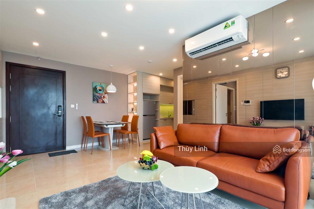 Bán căn hộ 2 phòng ngủ tòa c7 vinhomes d'capitale, sổ lâu dài, view bể bơi