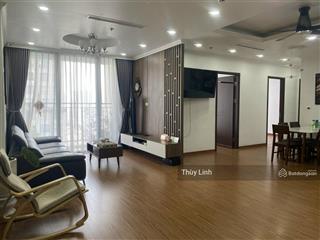 Cho thuê căn hộ chung cư tòa a2 vinhomes gardenia, dt 120m2, 3pn, đủ đồ, view bể bơi