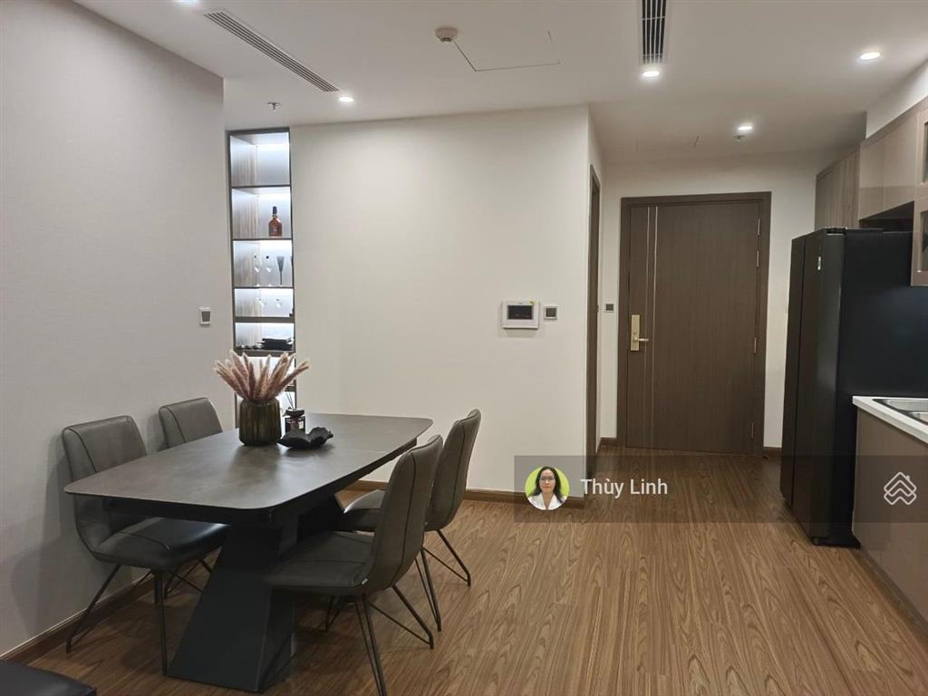 Bán căn hộ tầng 20+ tòa w2 vinhomes west point, 2pn, 2wc, sẵn nội thất, sổ lâu dài