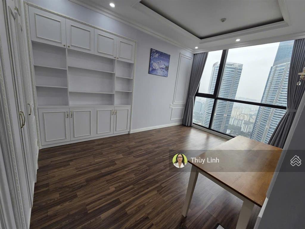Cho thuê căn penthouse s2 vinhomes skylake 140m2, 3 phòng ngủ, vào ở được luôn