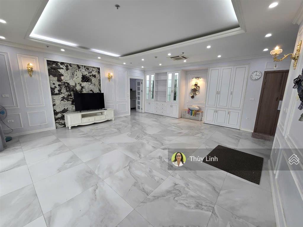 Cho thuê căn penthouse s2 vinhomes skylake 140m2, 3 phòng ngủ, vào ở được luôn