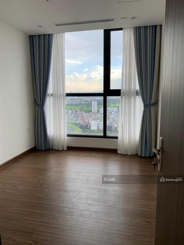 Cho thuê căn góc 4 phòng ngủ vinhomes west point, view thoáng, hướng mát