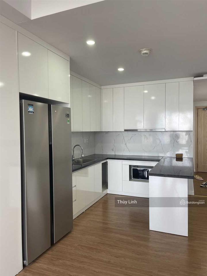 Cho thuê căn hộ thăng long number one loại 2 ngủ, dt 90m2, đầy đủ đồ, tầng cao, view đẹp