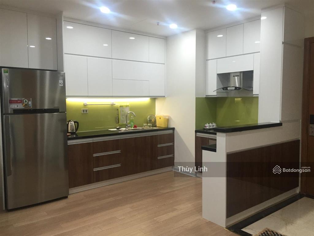 Bán căn hộ vinhomes nguyễn chí thanh, 3 phòng ngủ, bàn giao nhà luôn, sổ lâu dài