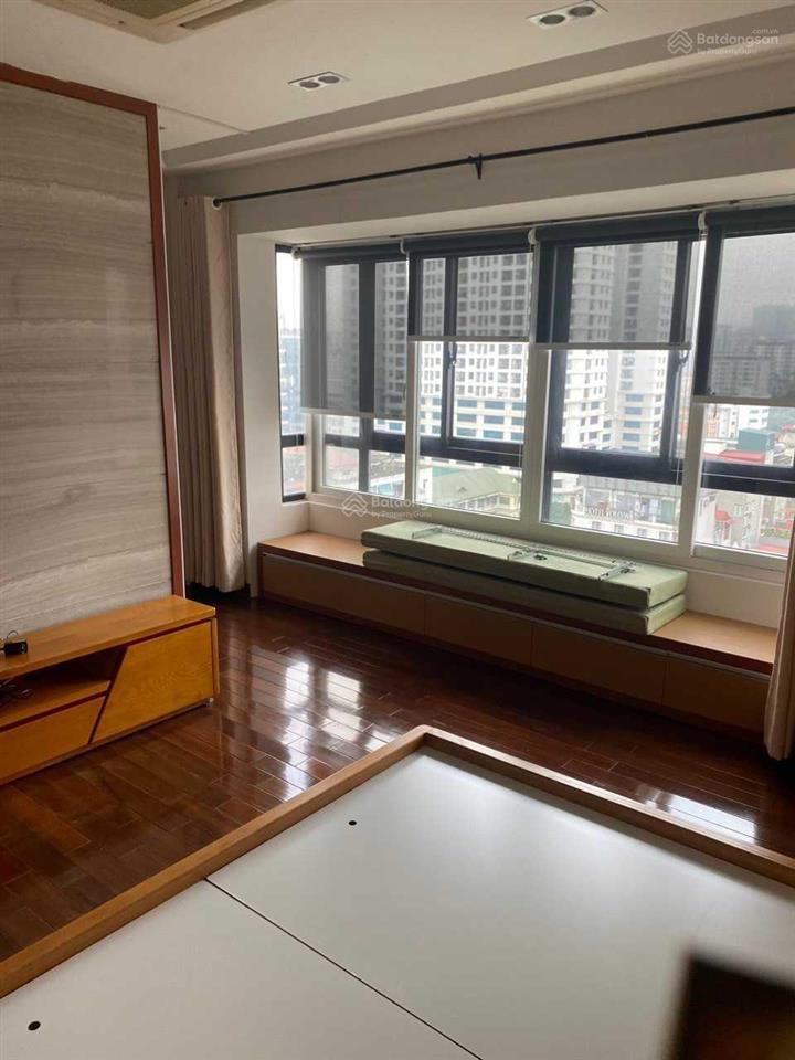 Bán căn hộ chung cư trung yên plaza 112m2 có 3pn 2wc giá 9.8 tỷ.  0988 637 ***