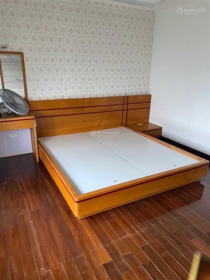 Bán căn hộ chung cư trung yên plaza 112m2 có 3pn 2wc giá 9.8 tỷ.  0988 637 ***