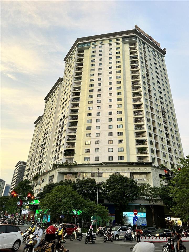 Bán căn hộ m3m4 nguyễn chí thanh, dt 100m2 có 3pn  2wc, giá 8.8 tỷ tl