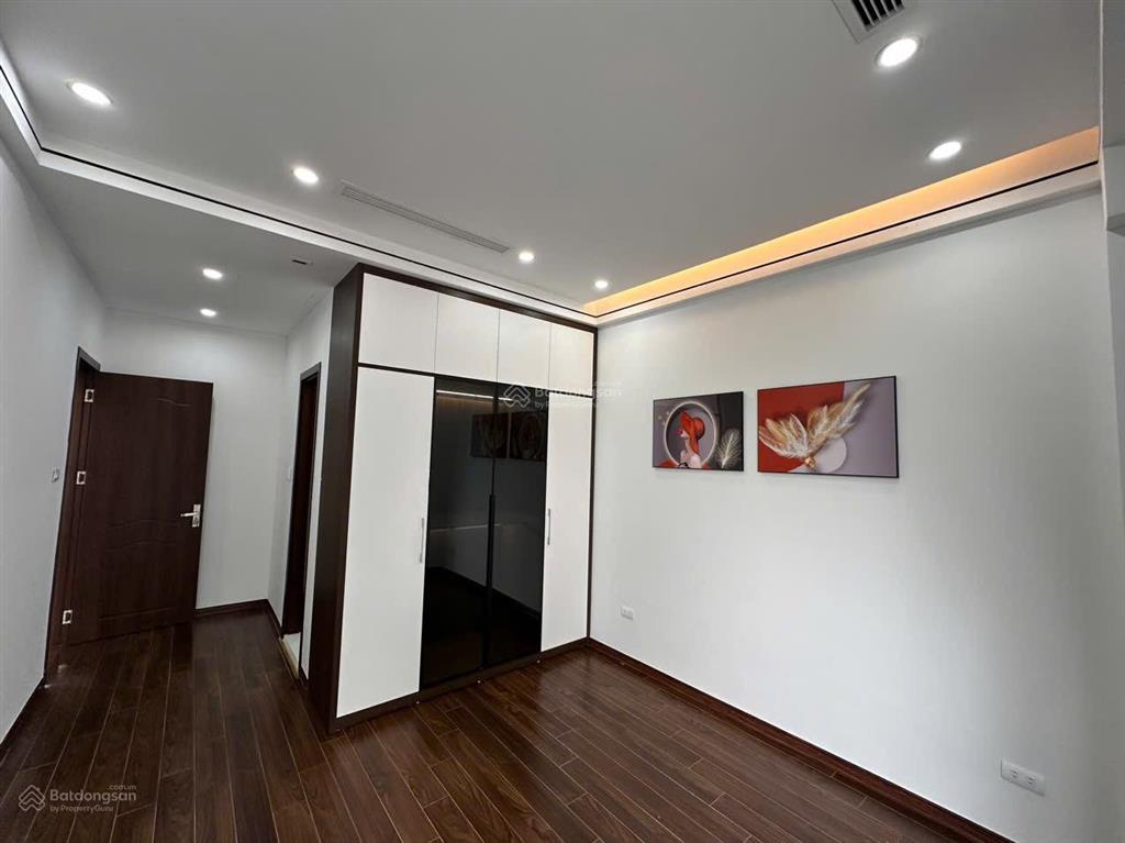 Cho thuê căn hộ n07 thành thái dt 133m2 thiết kế 4pn 2wc, nhà đẹp mới tinh. giá 20tr/th
