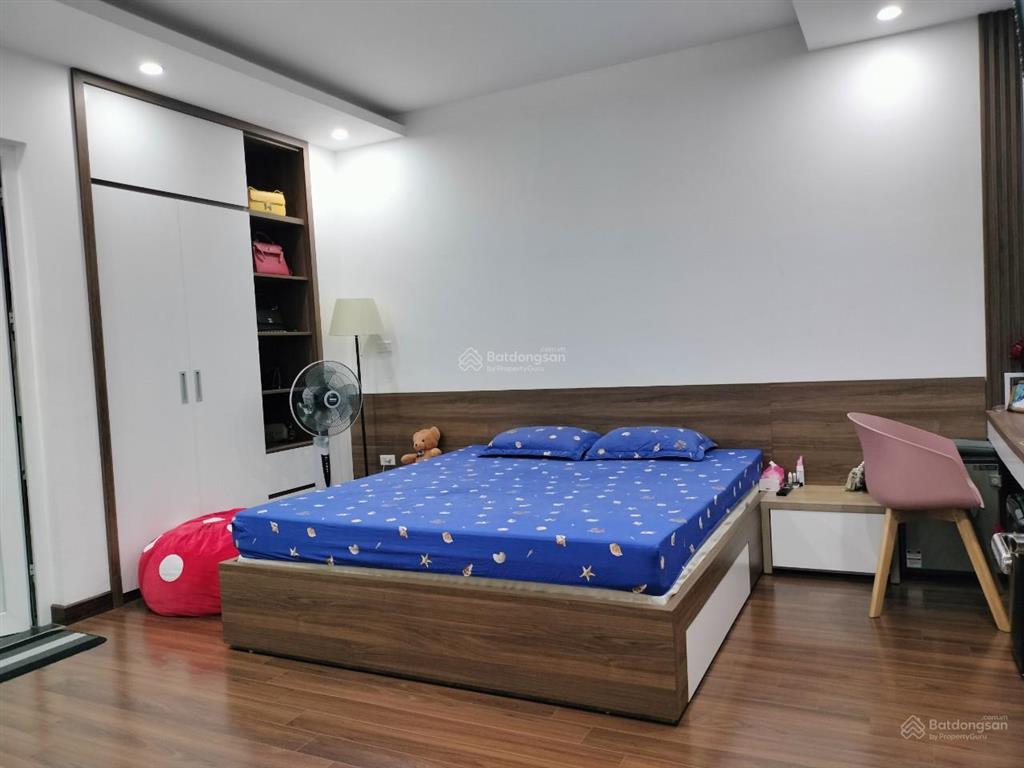 Cho thuê căn hộ chung cư tòa 137 nguyễn ngọc vũ 85m² 3pn 2wc full đồ giá 15tr/th