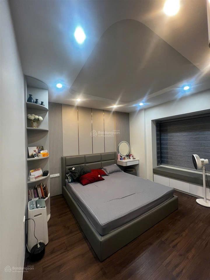 Cho thuê golden park phạm văn bạch dt 100m2 3pn 2wc giá 17tr/th