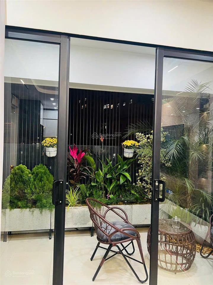 Cho thuê golden park phạm văn bạch dt 100m2 3pn 2wc giá 17tr/th