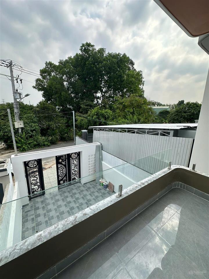 Nhà lầu 3pn sát kdl đại nam đường nhựa kinh doanh buôn bán