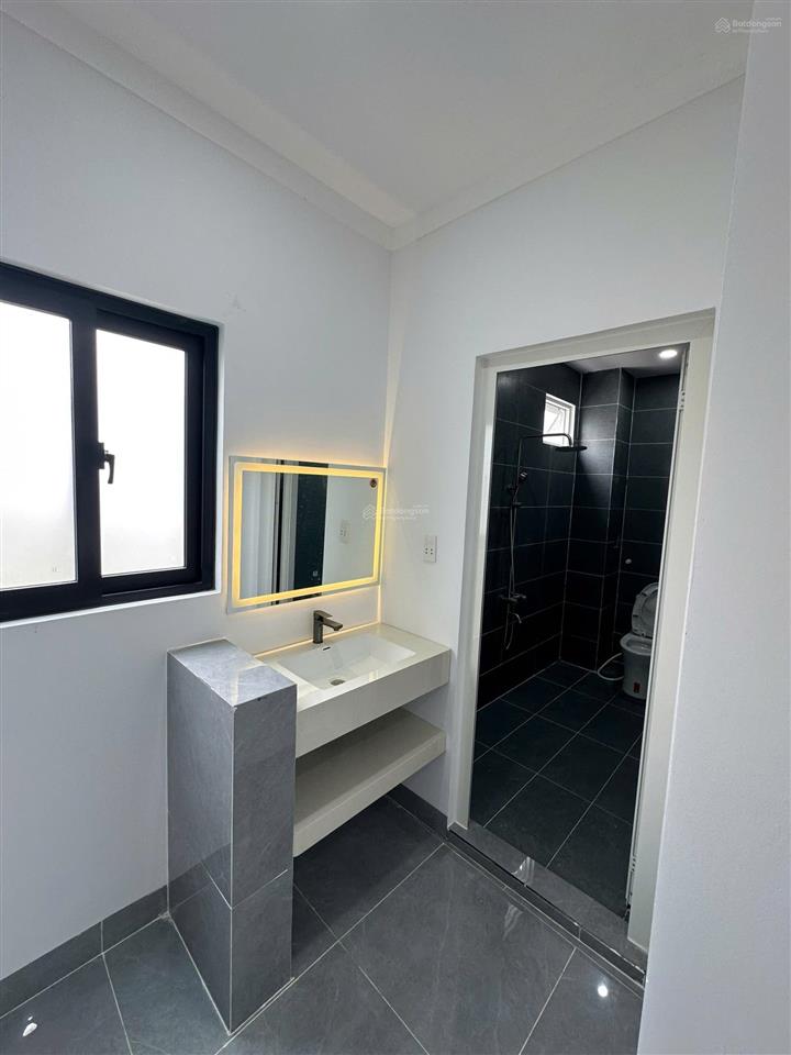 Nhà lầu 3pn sát kdl đại nam đường nhựa kinh doanh buôn bán