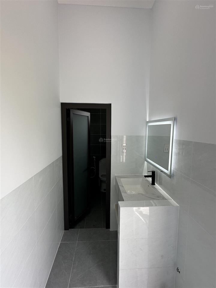 Trả trước 450tr có nhà mới đẹp 5x23 ngay cụm kcn an tây, dân đông sầm uất nhiều tiện ích
