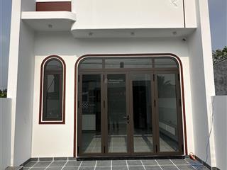 Trả trước 450tr có nhà mới đẹp 5x23 ngay cụm kcn an tây, dân đông sầm uất nhiều tiện ích