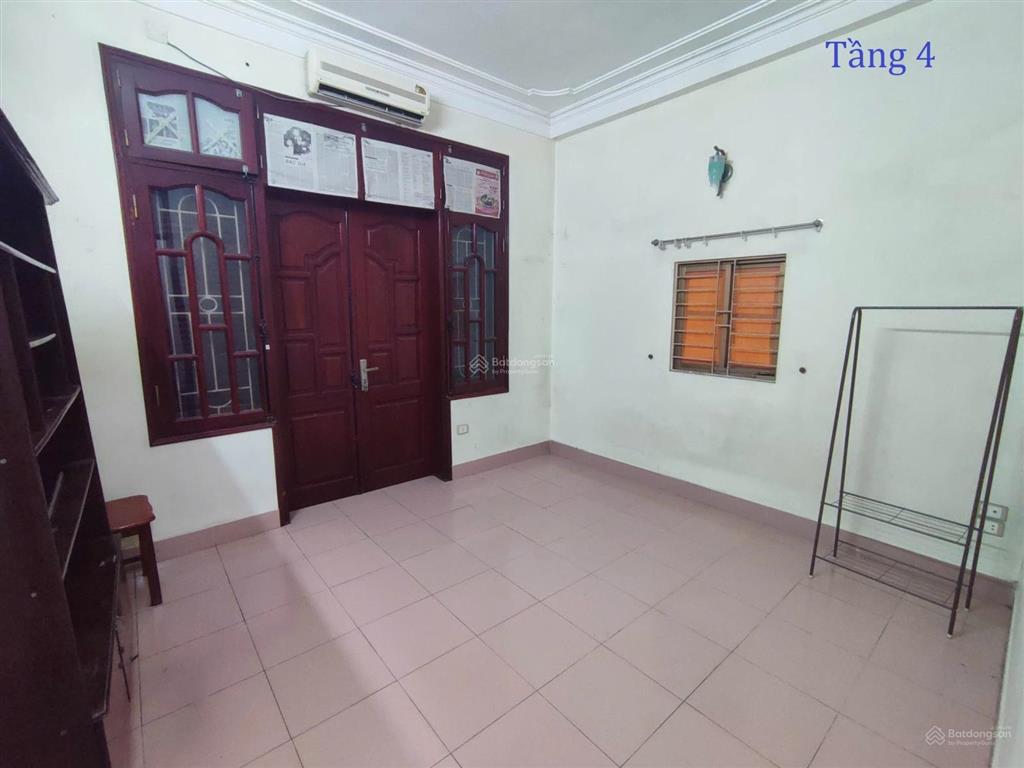 Cho gia đình thuê nhà riêng 5 tầng x 41m2, sát kđt ngô thì nhậm, ôtô đỗ cửa, không bao giờ ngập