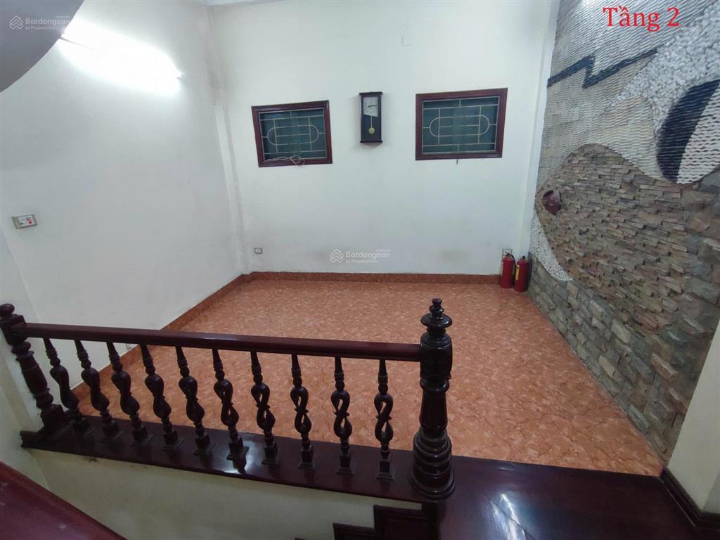 Cho gia đình thuê nhà riêng 5 tầng x 41m2, sát kđt ngô thì nhậm, ôtô đỗ cửa, không bao giờ ngập