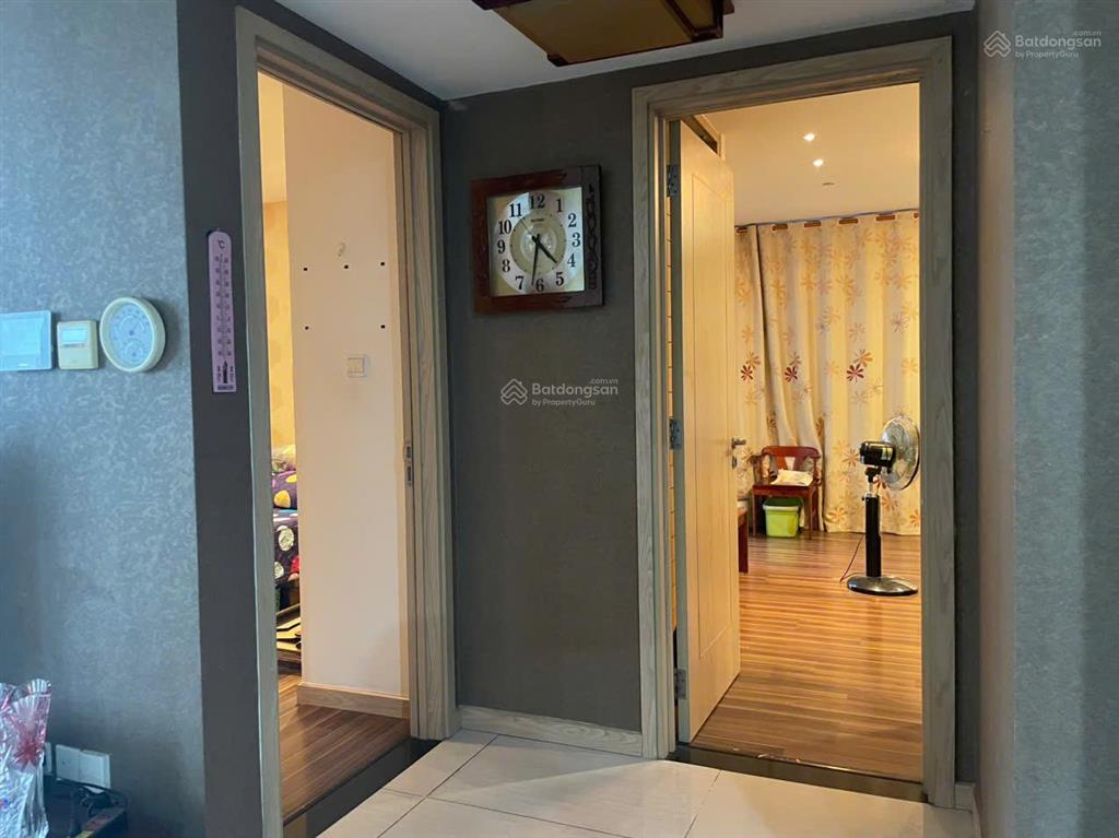 Chính chủ đăng tin  bán căn hộ 119m²  3pn, 2wc  tầng 9. giá bao phí. có thương lượng
