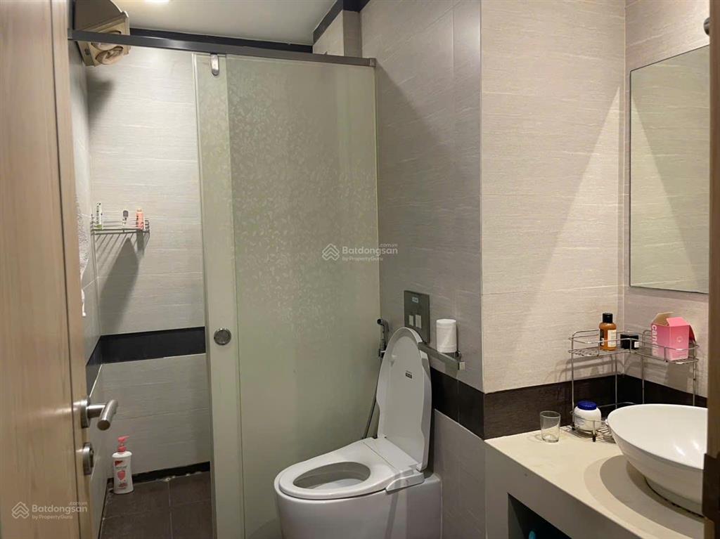 Chính chủ đăng tin  bán căn hộ 119m²  3pn, 2wc  tầng 9. giá bao phí. có thương lượng