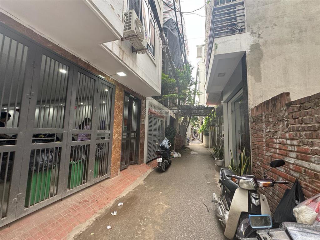 Ccmn dòng tiền tốt 17 phòng khép kín thang máy lô góc phố lụa hà đông 3 gác tránh