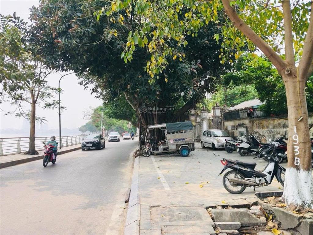 Siêu phẩm biệt thự sân vườn trích sài view hồ tây 272m² mt 15m ô tô vào nhà, 63,5 tỷ