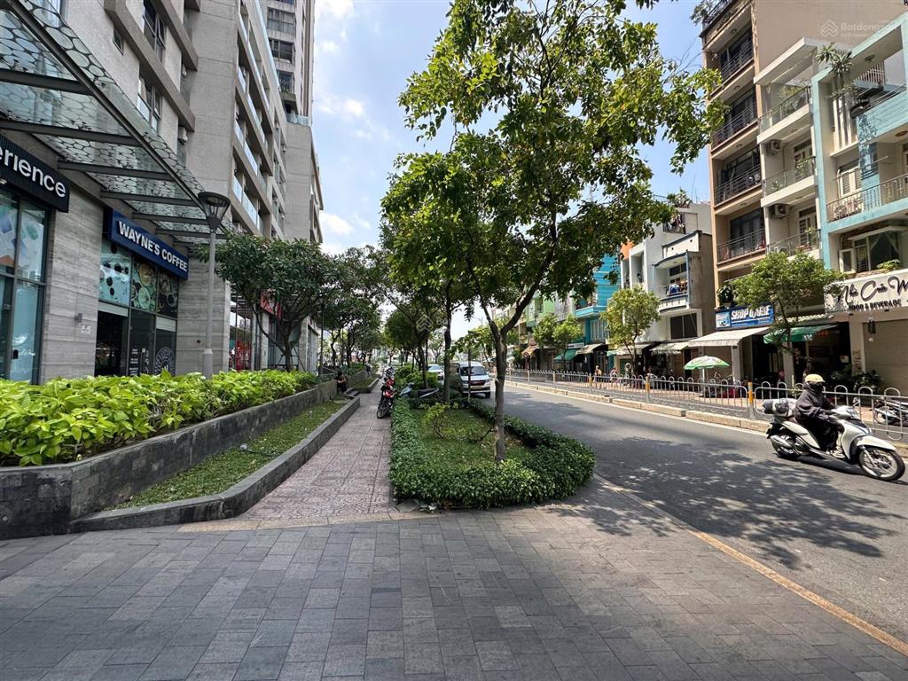 Cho thuê shophouse góc 2 mặt tiền
