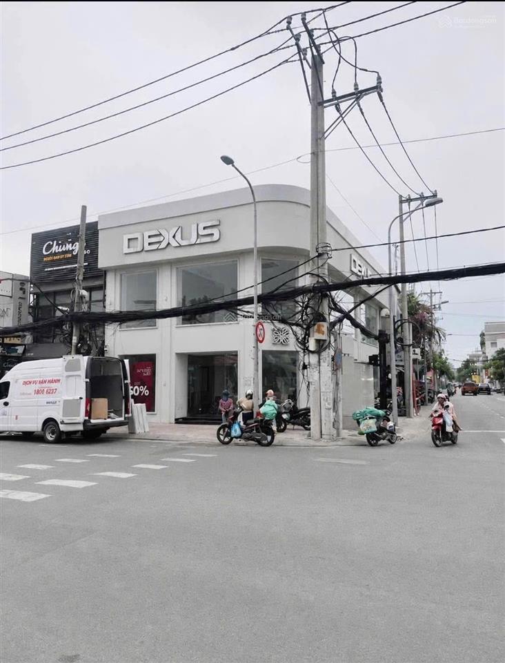 Cho thuê nhà góc 2 mặt tiền quận 7