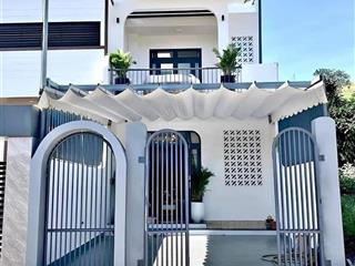 Bán nhà riêng 64m2 nằm mặt tiền tạ quang bửu