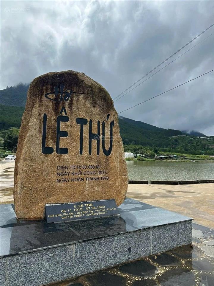 Bán đất cách đà lạt 15 phút, full thổ cư view núi voi và hồ lê thứ. 180m2 đường nhựa 6m.