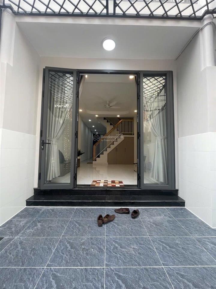 Hẻm nhựa xe hơi thông phường 14 tân bình. 60m2 1 trệt 2 lầu