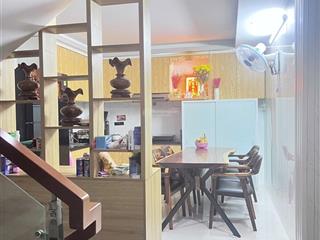 Nhà mới  sổ a4  ô tô vào nhà  khu phân lô. lê đức thọ phường 15 gò vấp cho anh chị đón tết.