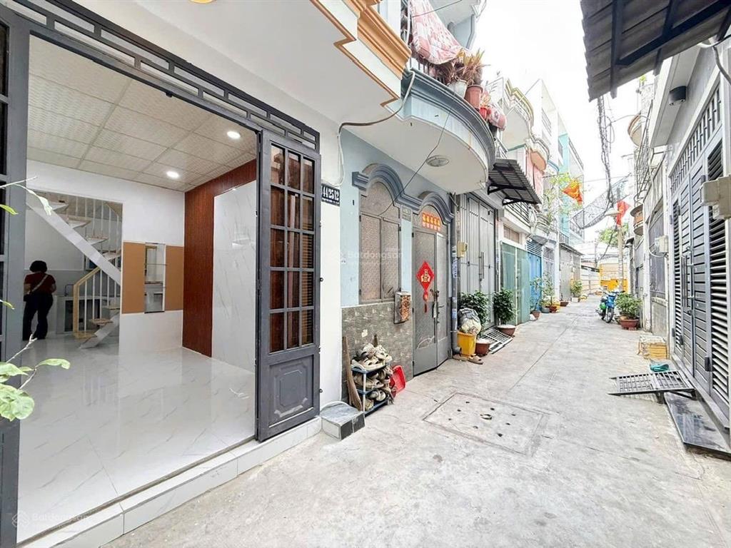 Nhà gọn đẹp phạm văn chiêu p8 gò vấp giá tốt trong khu 2 tầng 27m2 cách xe tải 20m
