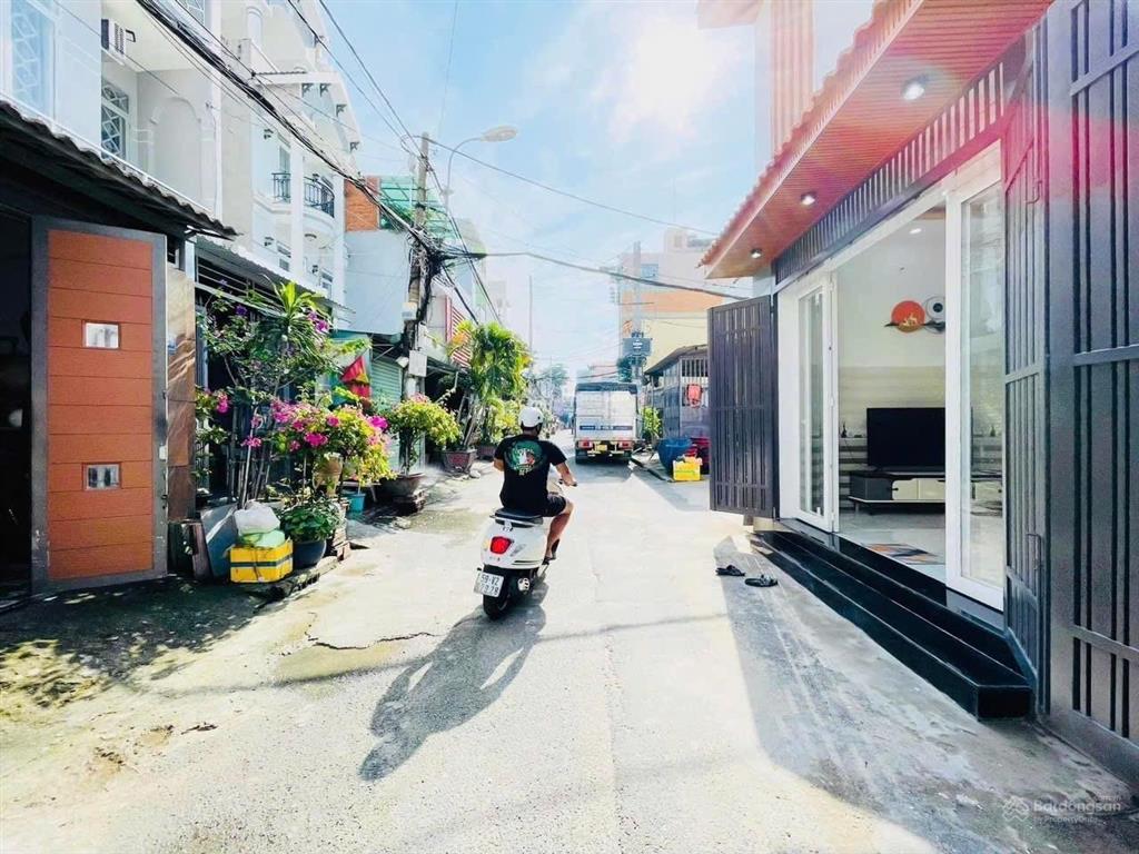 Siêu phẩm nhà phố lô góc hai mặt tiền 7m  phan huy ích  p. 14  gò vấp  giá 4.5 tỷ