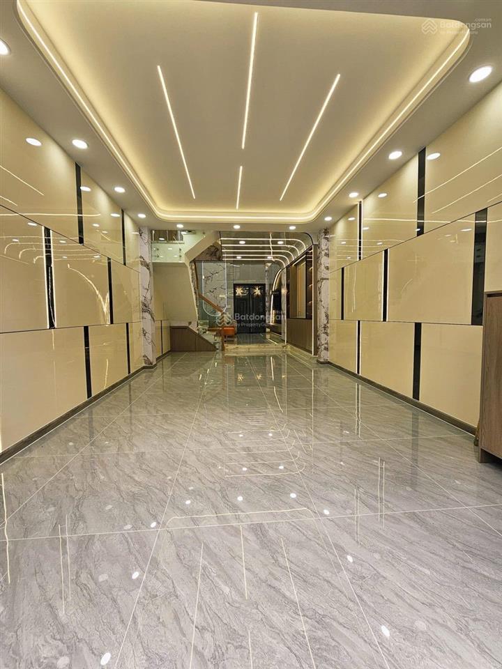 Nhà đẹp trần thị năm gần mặt tiền ô tô tải tới nhà chỉ 8.2 tỷ
