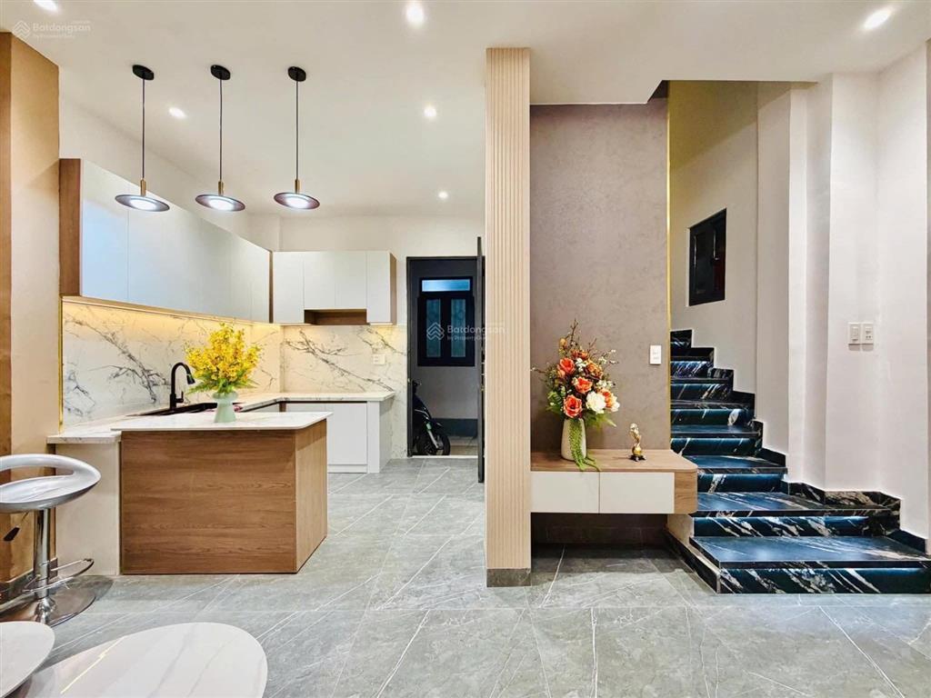 Siêu phẩm phan huy ích full nội thất xe hơi tới nhà giá chỉ 3,68 tỷ