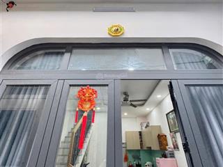 Nhà 9 chủ giá 2,75 tỷ giảm còn 2,66 tỷ vị trí 25// bùi quang là  phường 12 gv