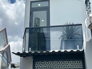 Nhà đẹp 2 tầng  hẻm xe tải thông full nội thất chỉ 2,85 tỷ còn thương lượng