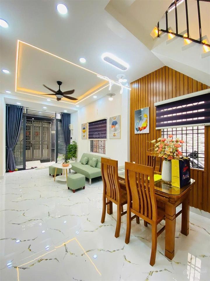 Nhà mới 3pn  30,3m2 nguyễn tư giản cách chợ tân sơn 200m. shr hoàn công đủ