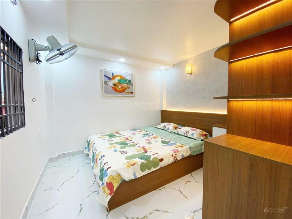 Nhà mới 3pn  30,3m2 nguyễn tư giản cách chợ tân sơn 200m. shr hoàn công đủ