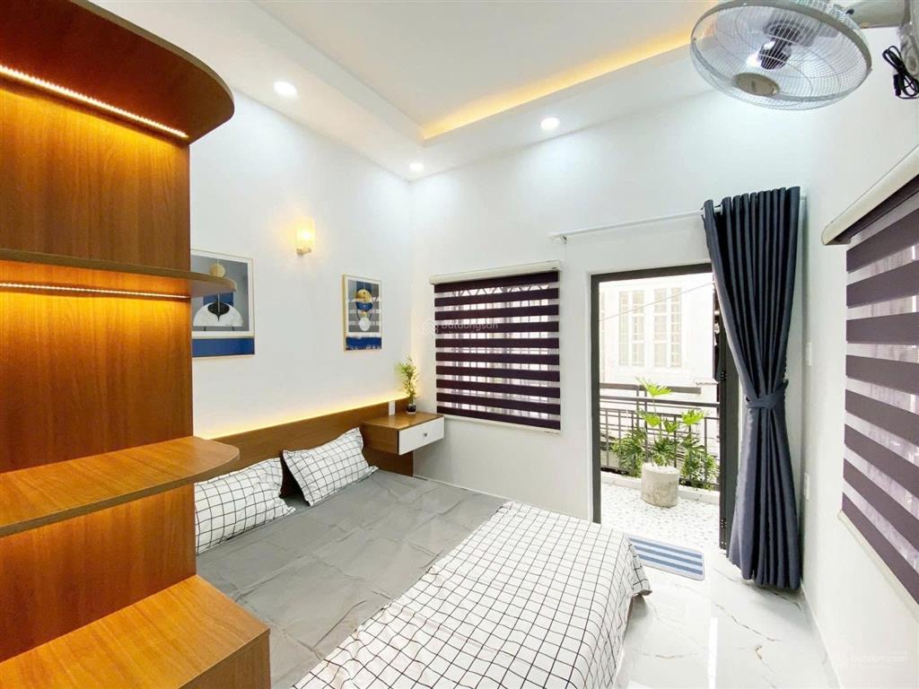 Nhà mới 3pn  30,3m2 nguyễn tư giản cách chợ tân sơn 200m. shr hoàn công đủ