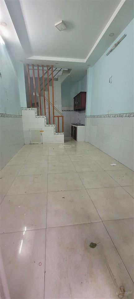 Nhà 1 trệt 1 lửng 1 lầu mat tiền đường xe tải gần chợ phạm văn bạch giá chỉ 8 tr /1 thang