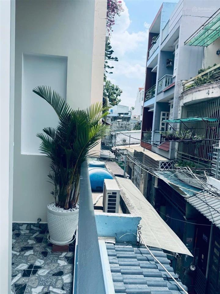 Nhà ngon 69,8m2 chỉ 5,79 tỷ đường số 45 cách emart chỉ vài bước chân