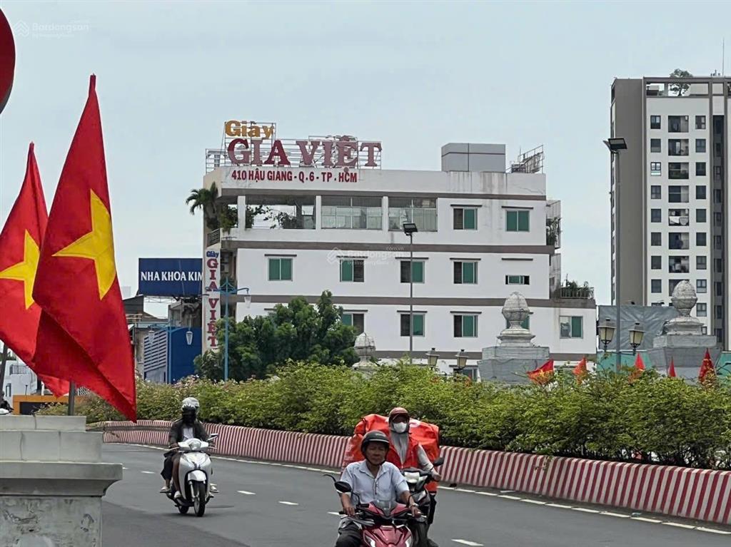 Cho thuê nhà nguyên căn đường hậu giang trung tâm q6 7m x 25m
