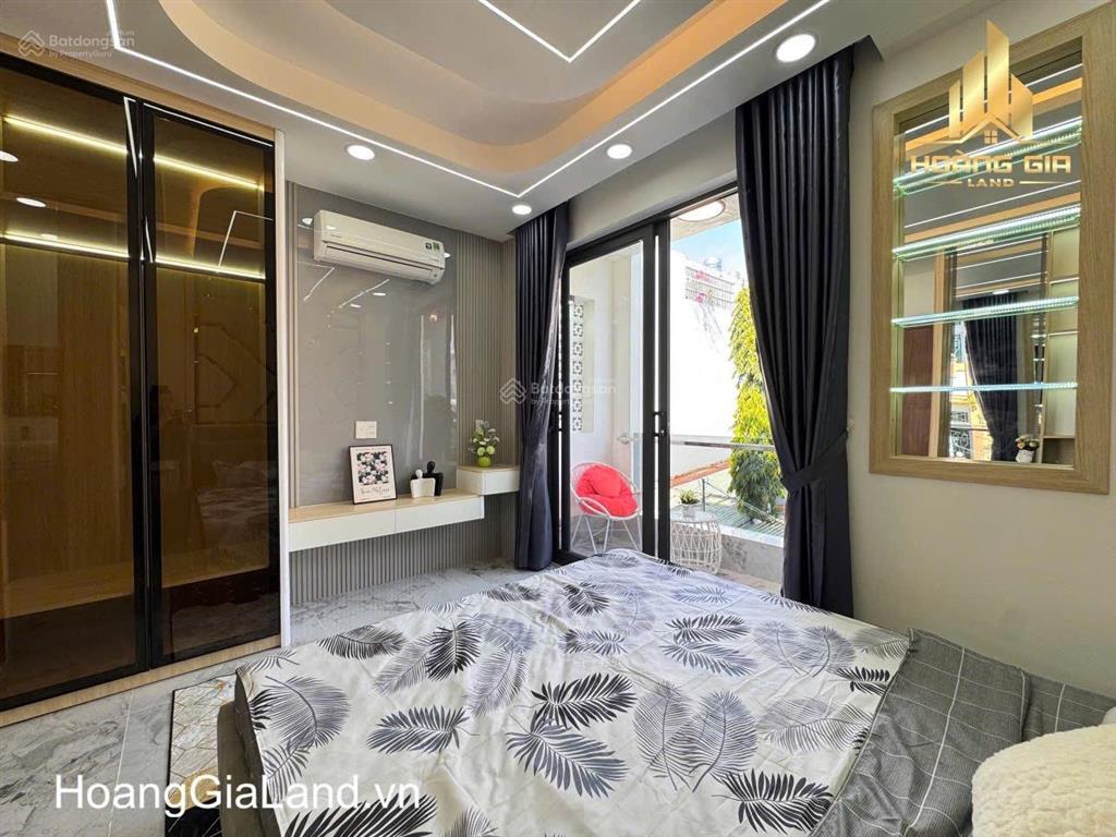 Cho thuê nhà nguyên căn có thang máy 450ky hẻm 269/ trục đường phan huy ích p14 gò vấp